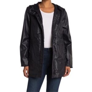 Gal Meets Glam Hooded Rain Coat‎ Size XS Black Zip-up Ruffle Detail Mid Length